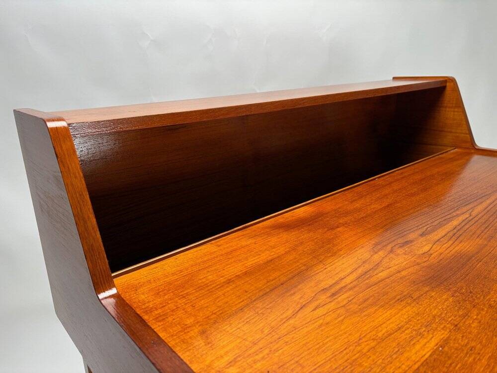 Mid-Century Modern Danish Wooden Desk, 1960s
