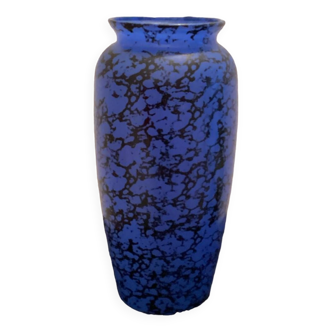 Black marbled blue glass vase