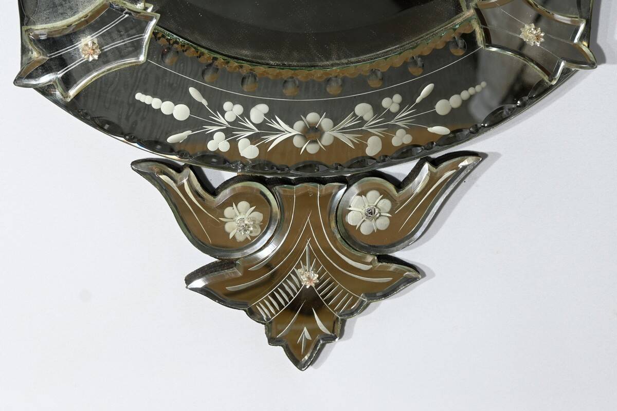 Venetian Mirror in Eglomisé Glass – 1950