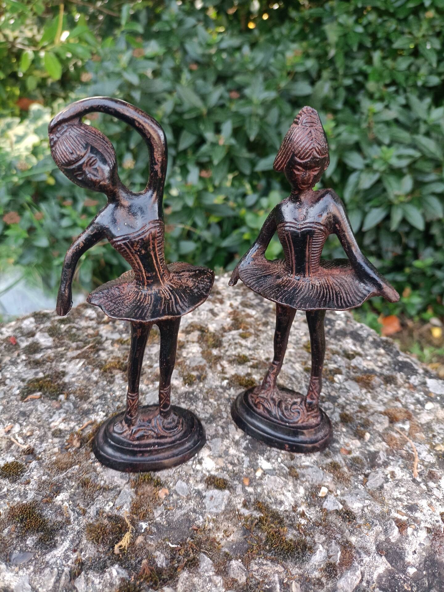 Sculptures Dancing Stars