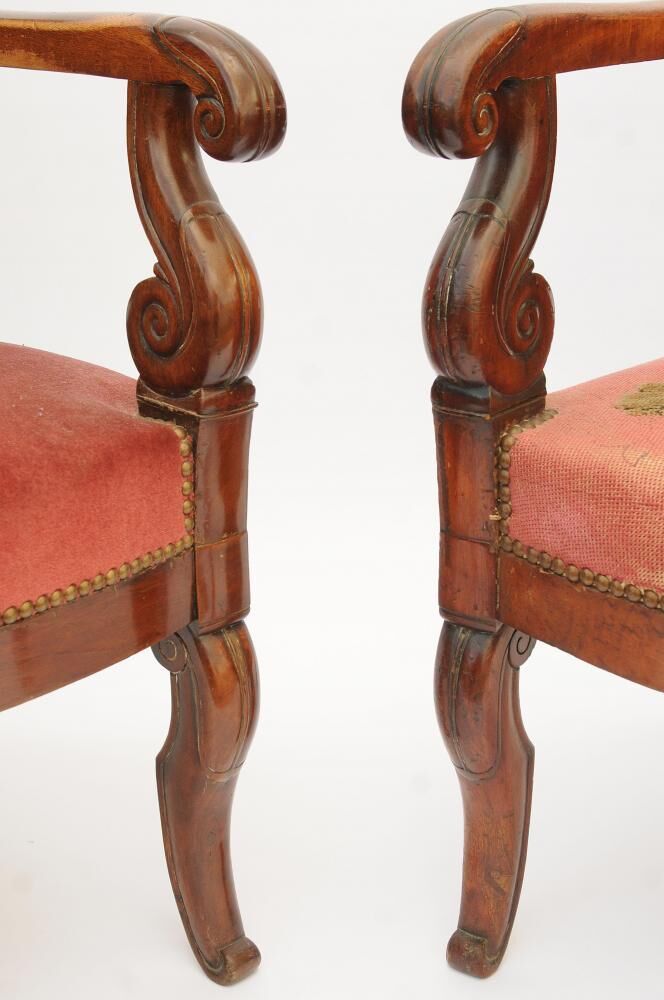 Pair of vintage armchairs Restoration