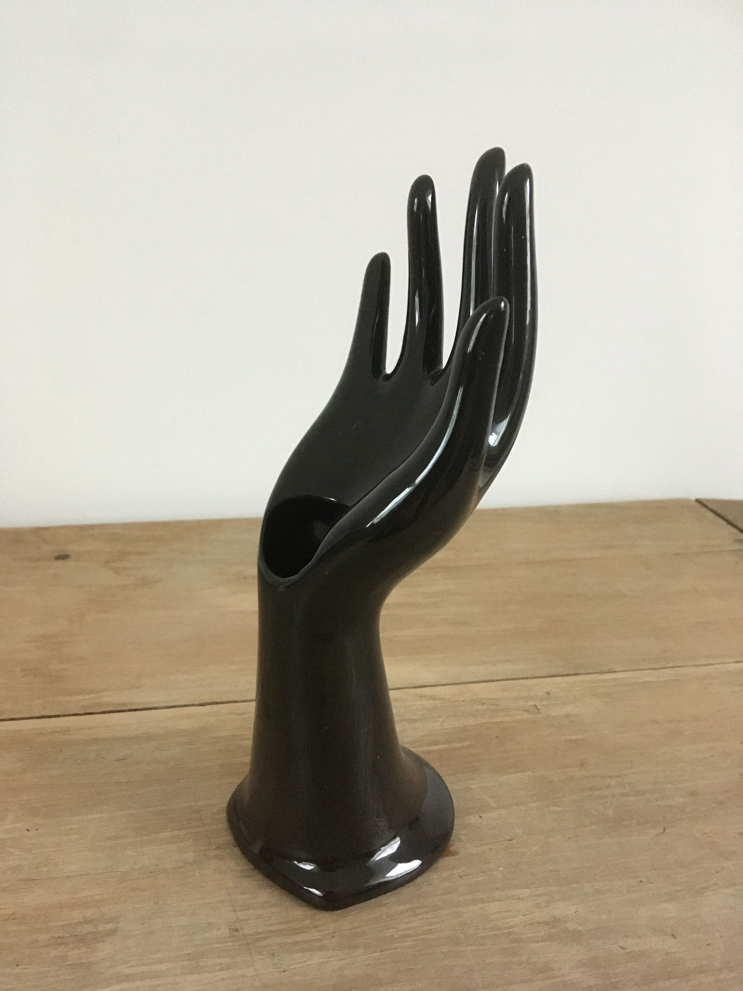 Vase soliflore hand black ring