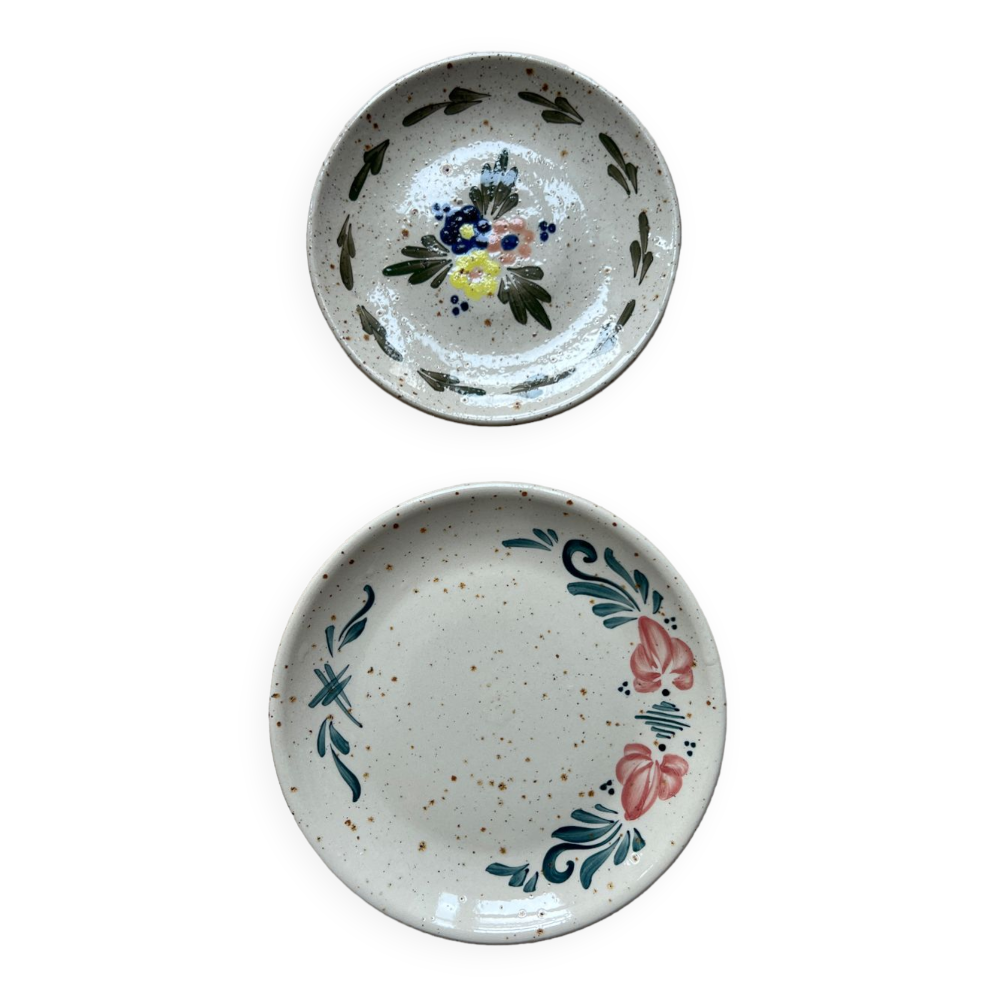 Duo hand-painted beige plates