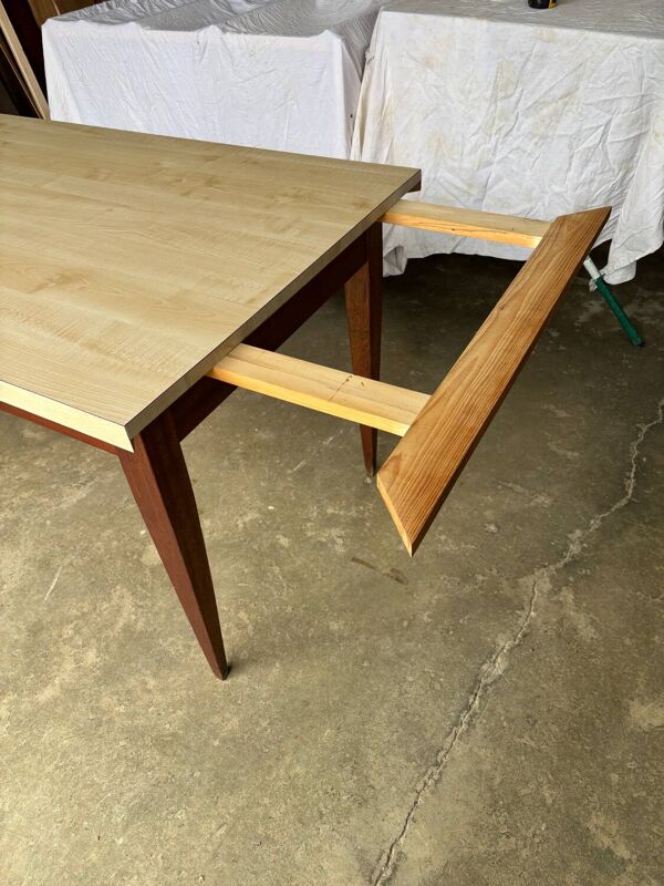Table de cuisine vintage
