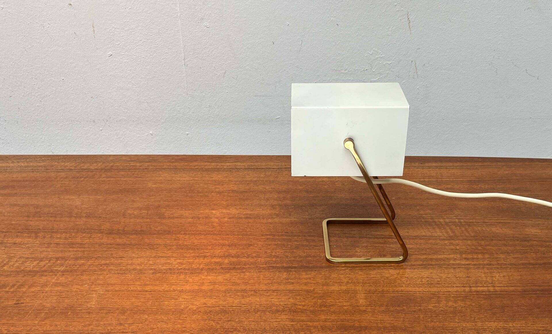 Modern mid-century German cube table lamp by Kaiser Leuchten, 1960s.