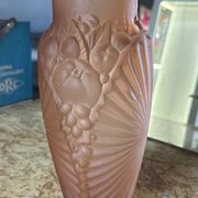 Vase Verlys en verre dépoli rose