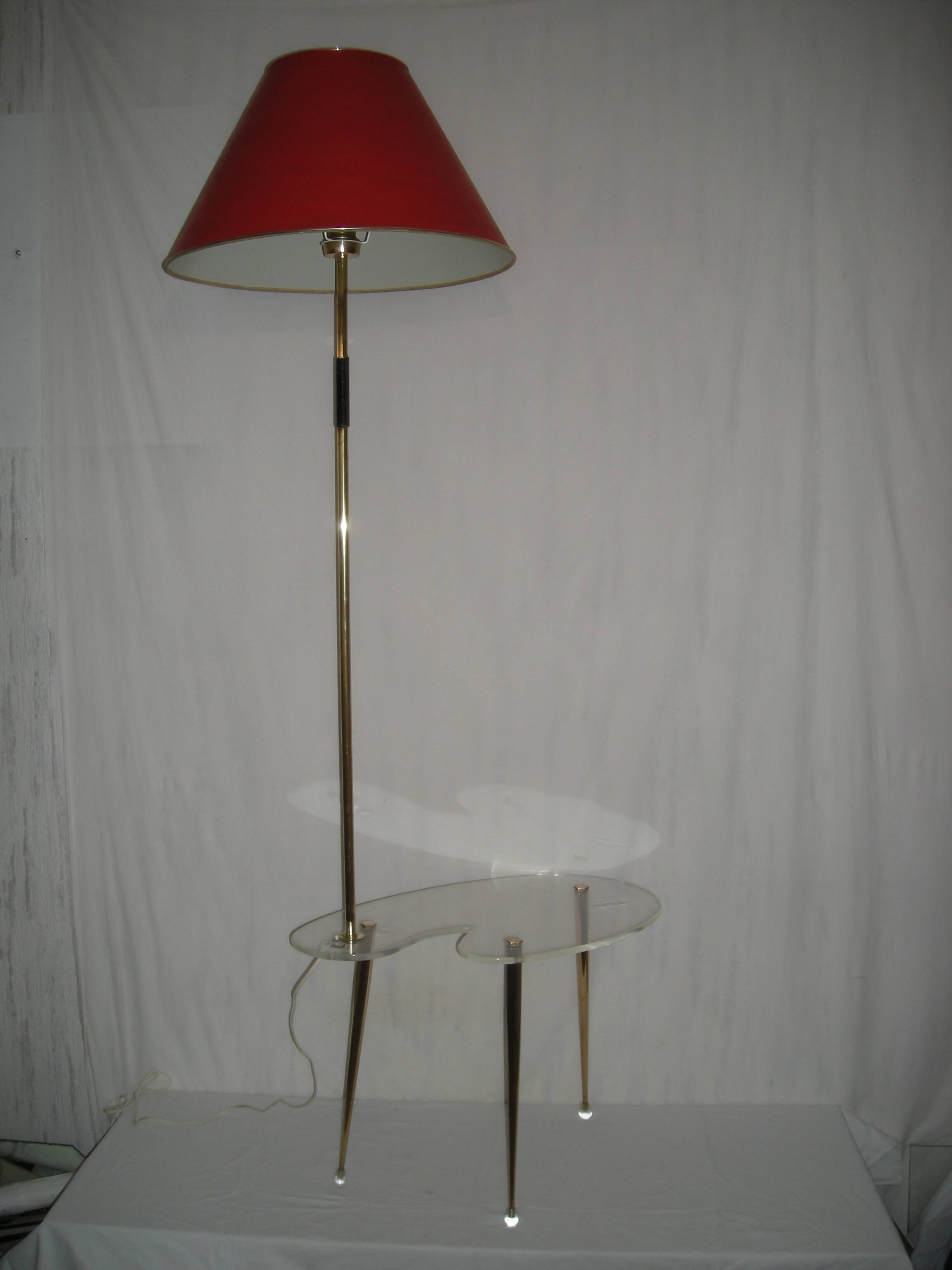 Palette tripod floor lamp from the 1950s