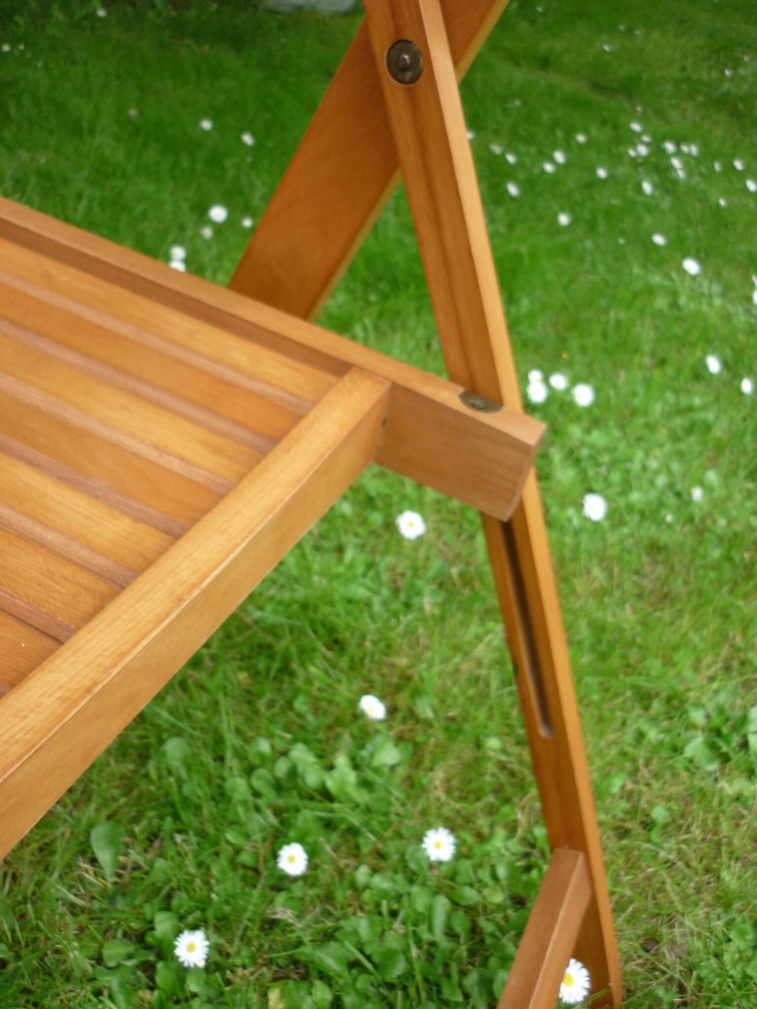Vintage blond wood folding chair