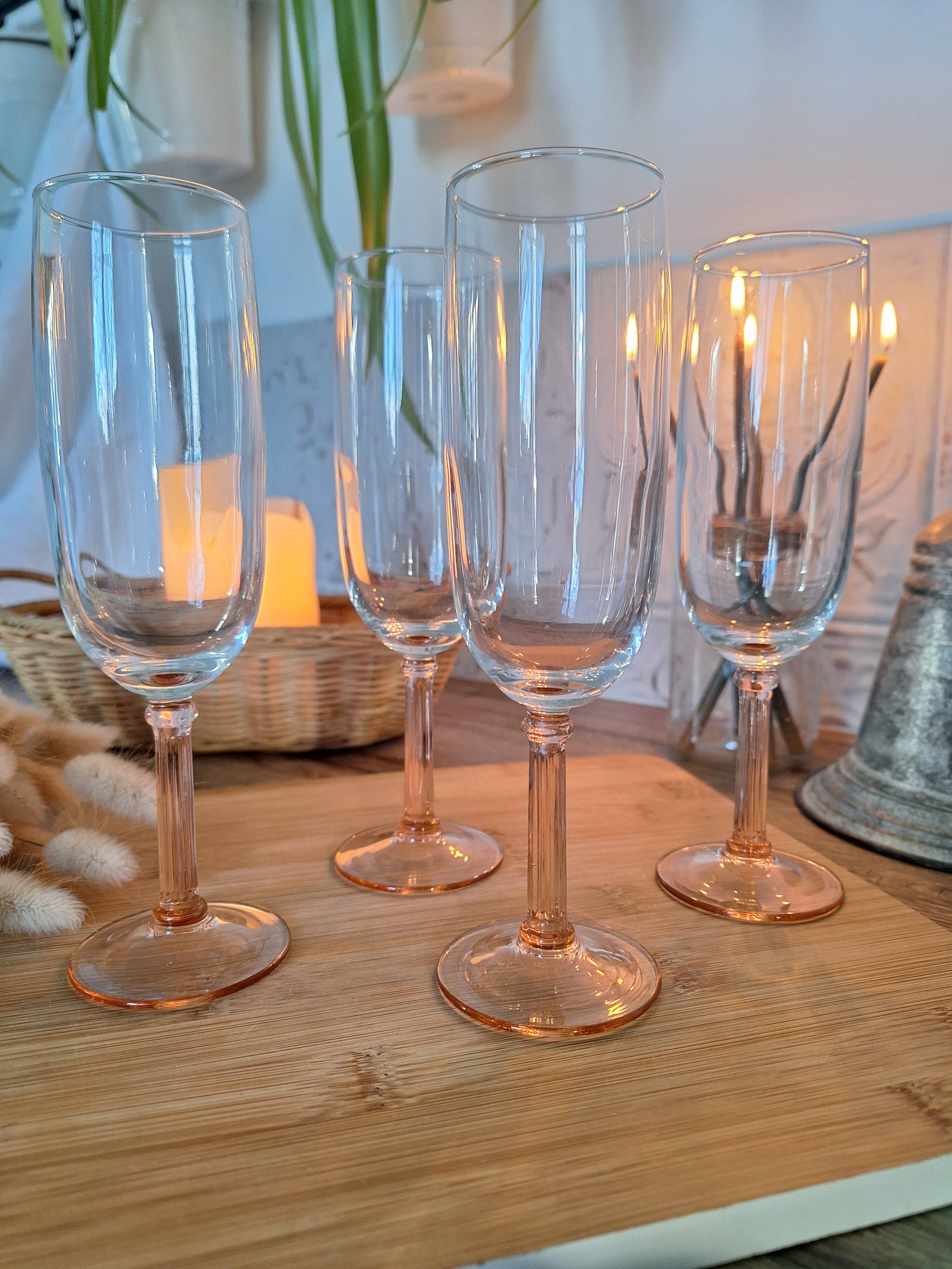 Vintage pink champagne flute Luminarc