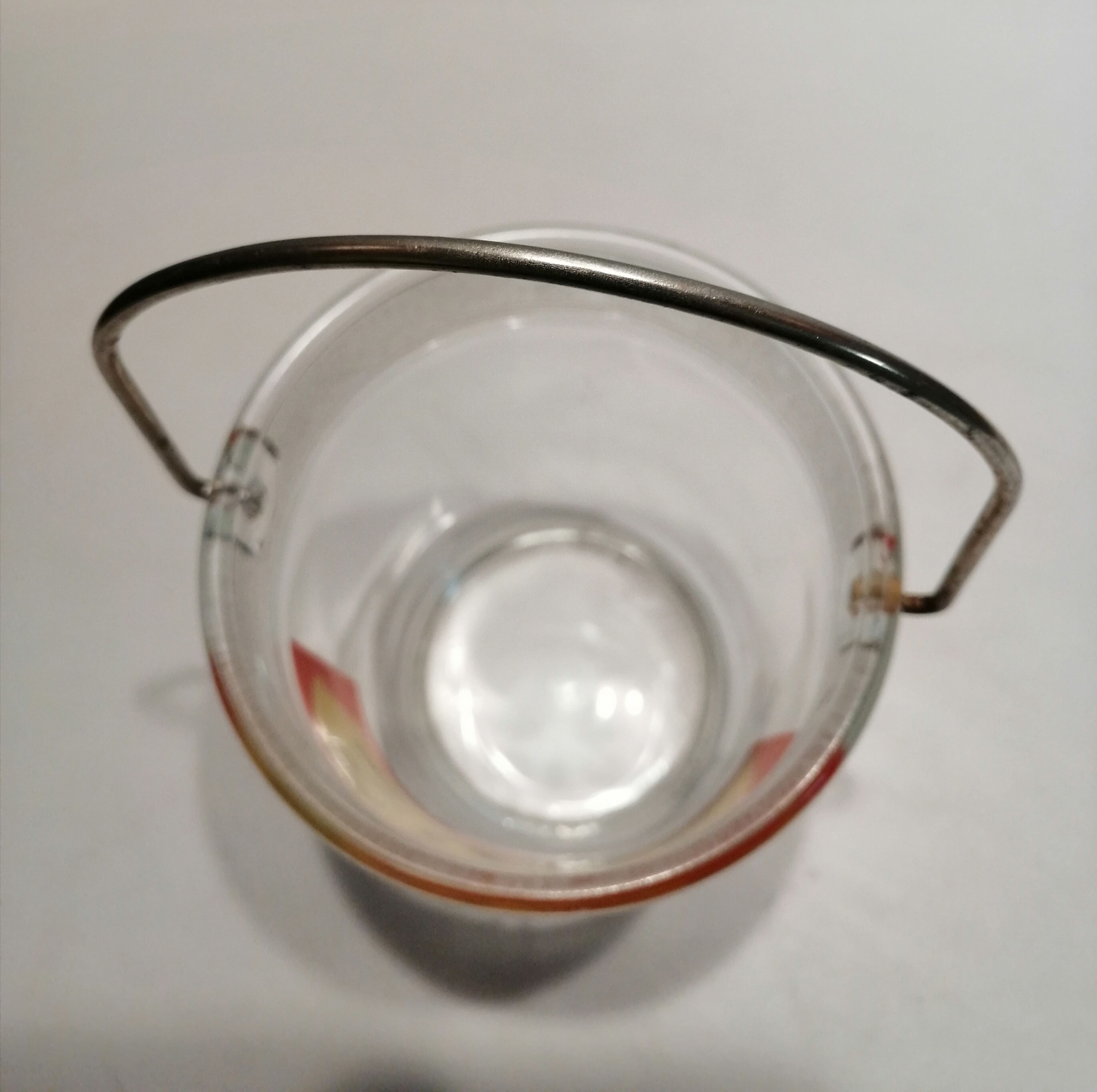 Advertising ice seal suze liqueur