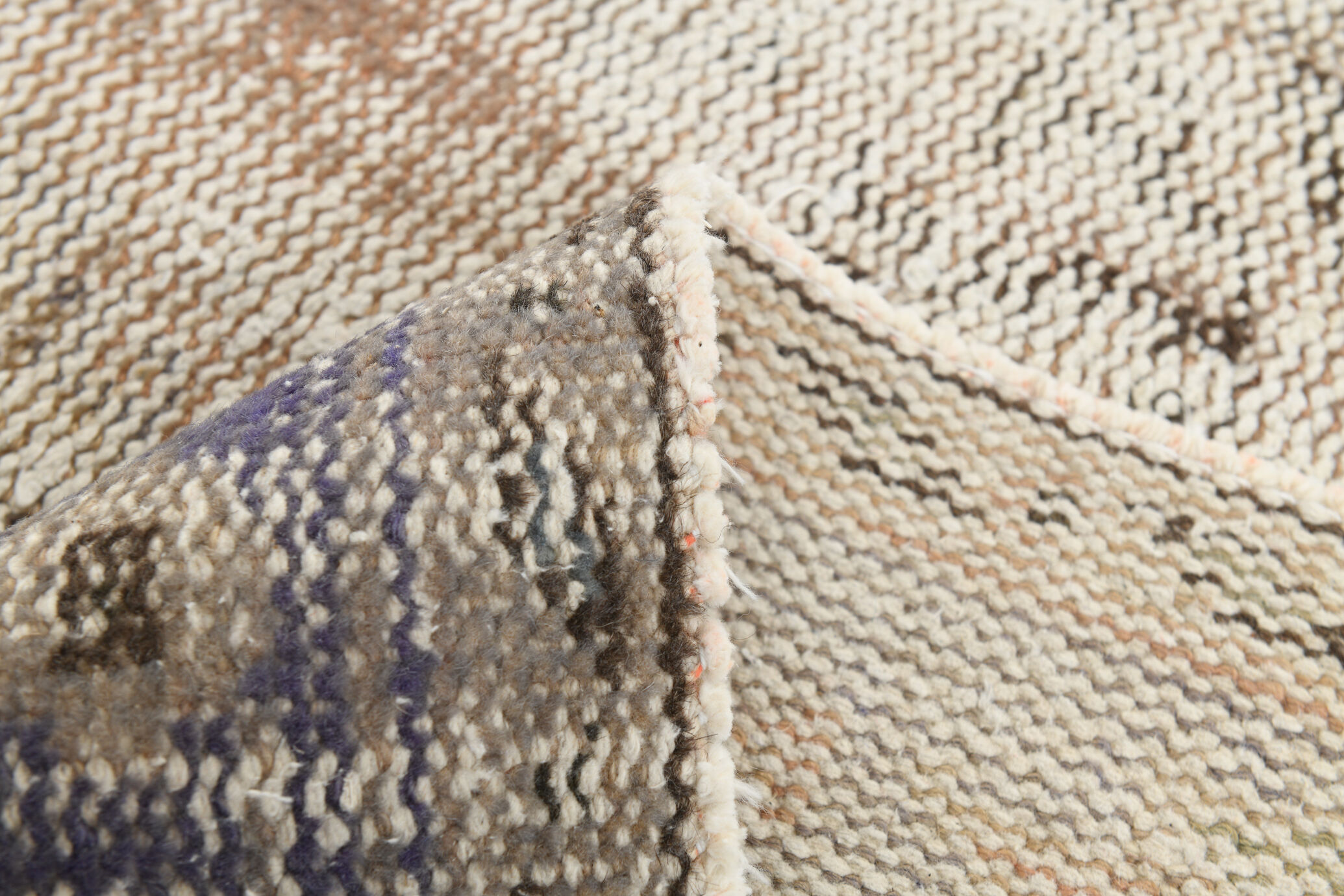 6x9 distressed wool vintage rug 292x191cm