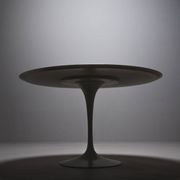 Table à manger ronde tulipe en marbre par Eero Saarinen, années 2000