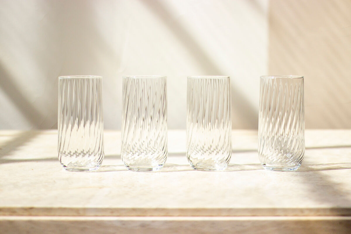 4 verres hauts striés