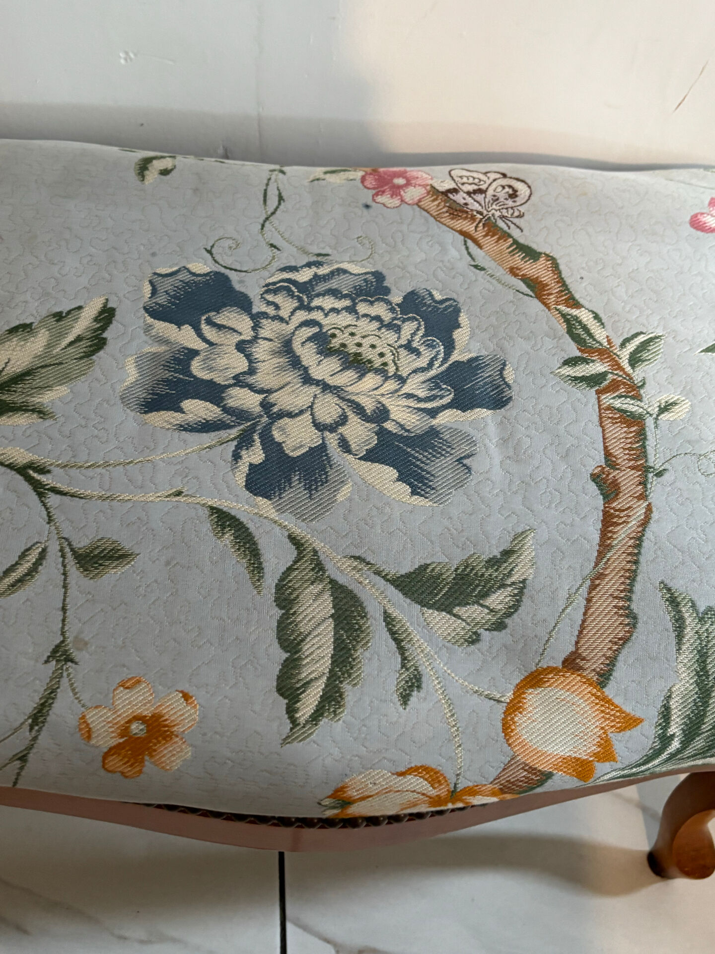 Louis XV style footstool with floral pattern