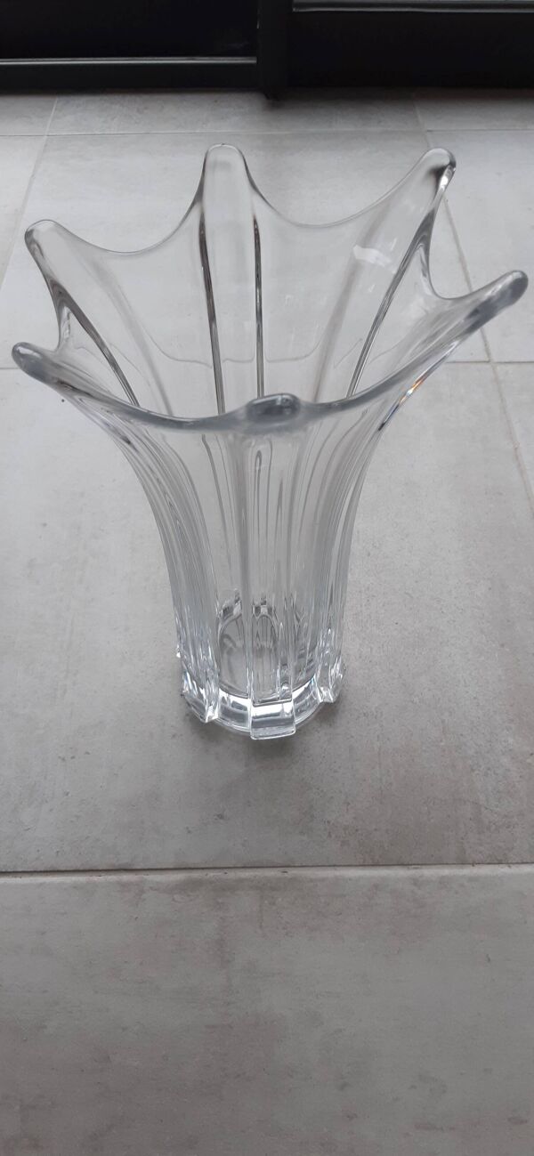 Vase en cristal vannes france