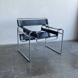 Wassily armchair | Marcel Breuer | Spanish Edition Mario Cavallero - Gavina