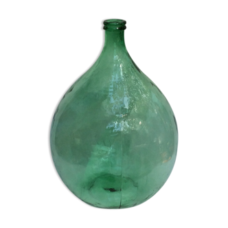 Lady Jeanne in glass 54 liters green color dimension: height -63cm- diameter -42cm-