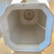 Lampe de table en céramique laquée blanche, Italie 1970s