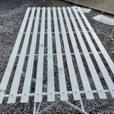 Folding garden furniture in white patinated iron