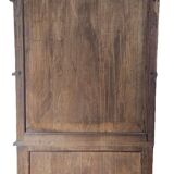 Etagère en noyer vitrée