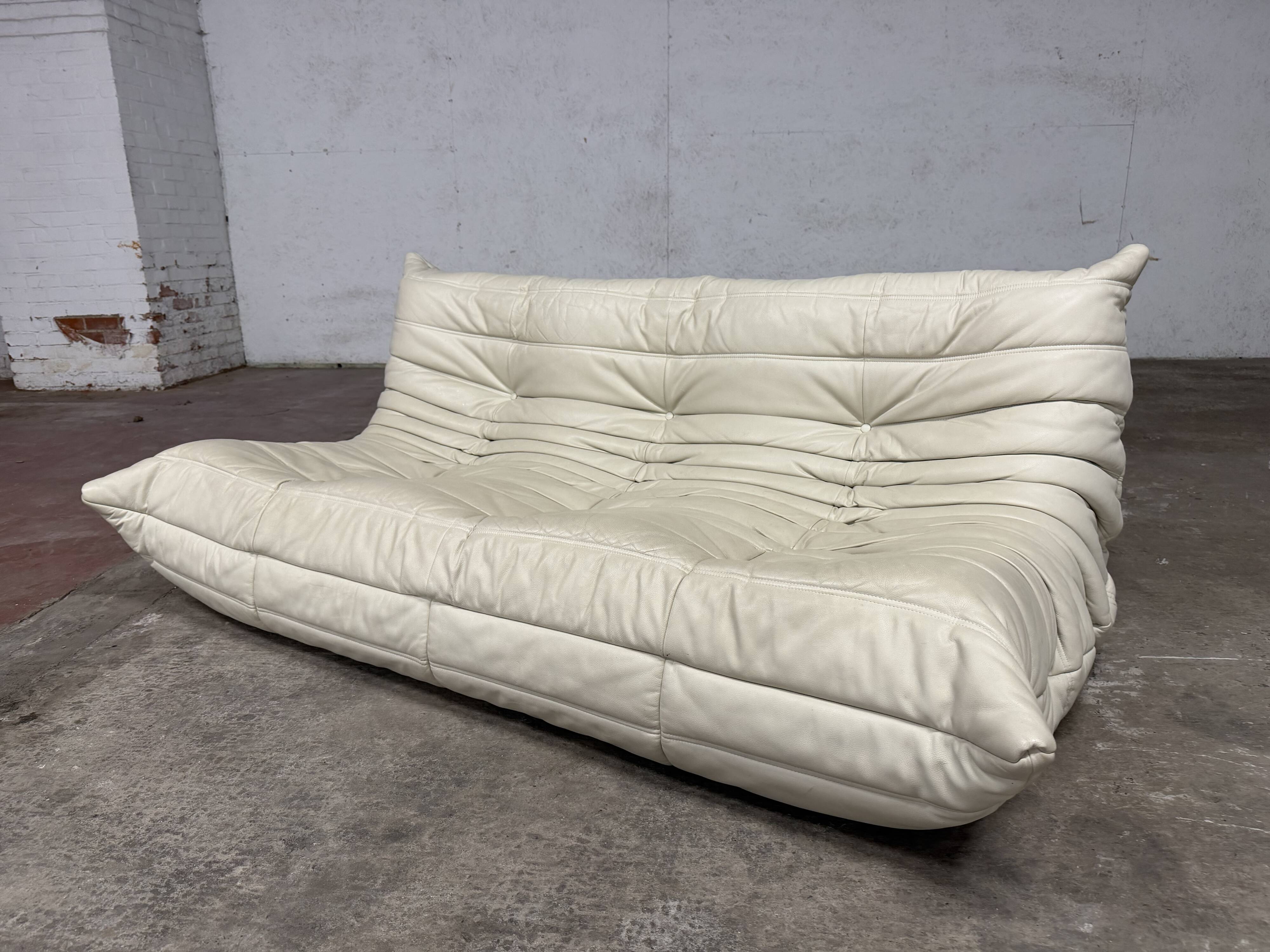 100% authentic ligne roset togo 3-seater beige leather in top condition!