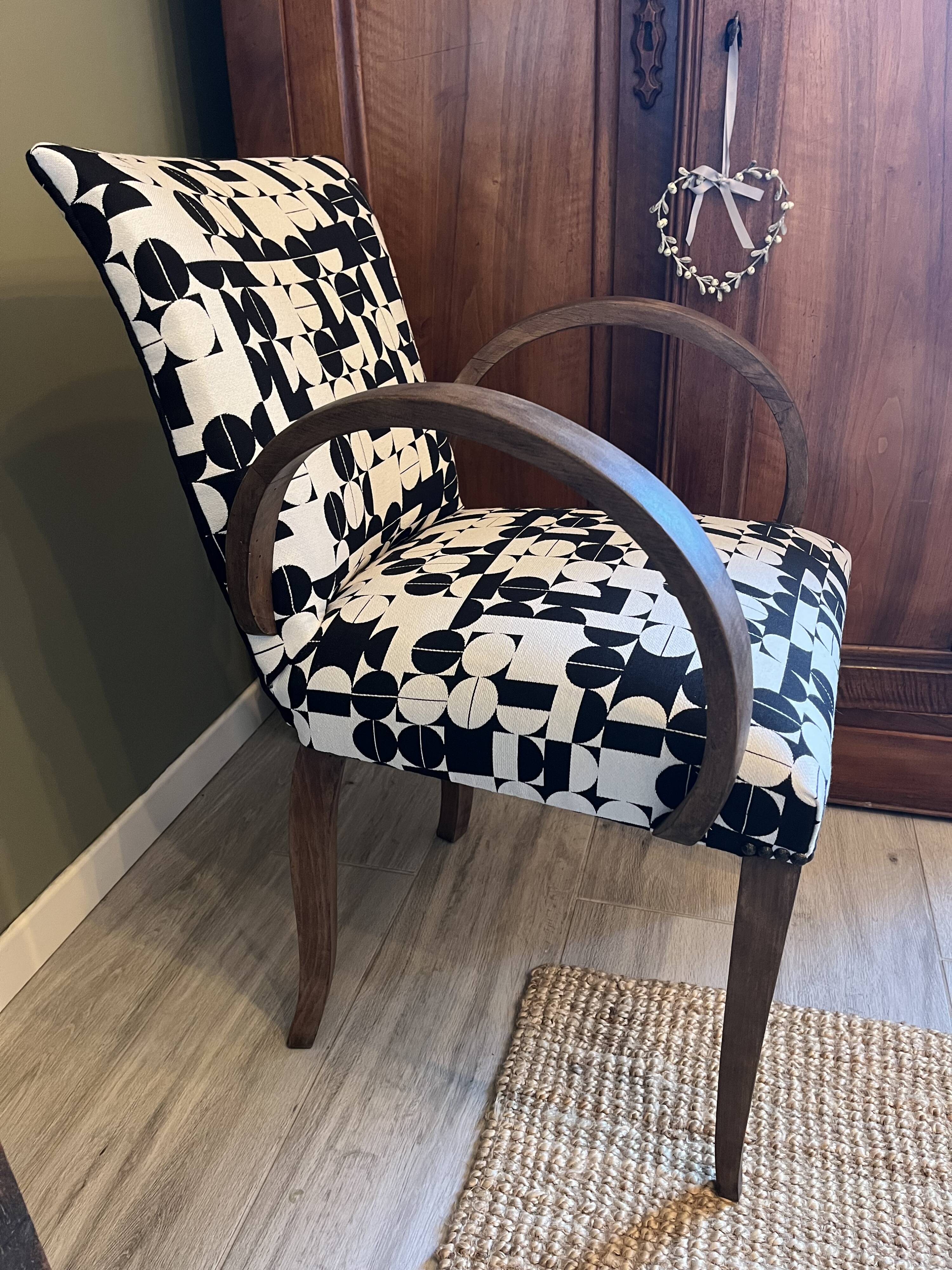 Bridge chair