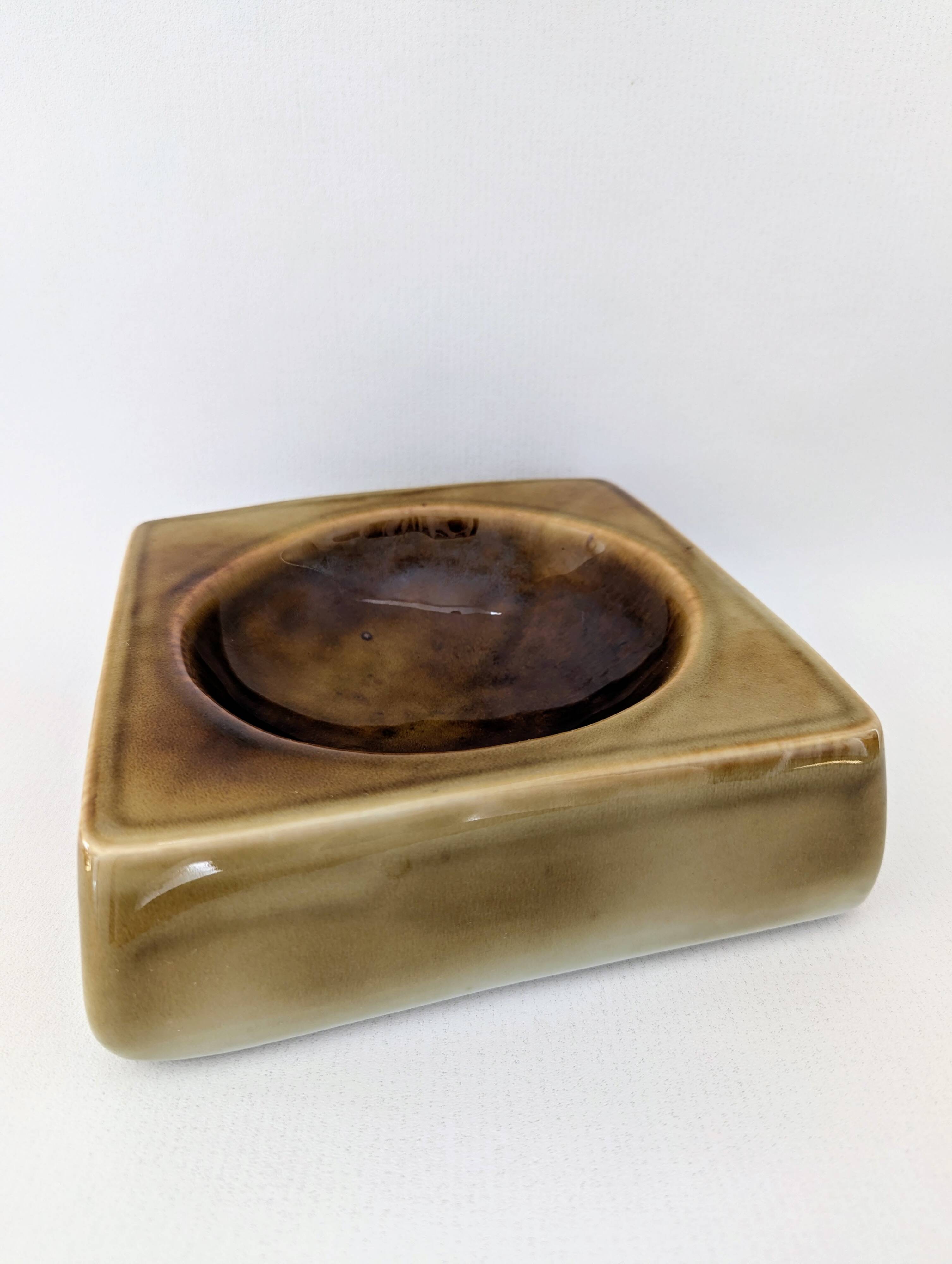 Vintage Virebent porcelain empty pocket