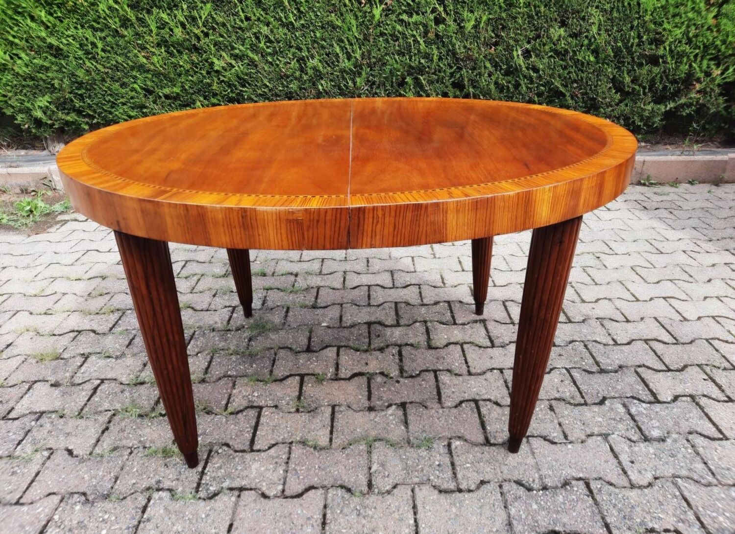 Oval table in cherry wood and zebra wood