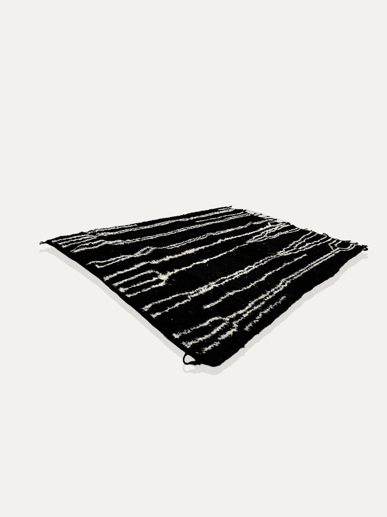 Grand Tapis Béni Ouarain 250 CM