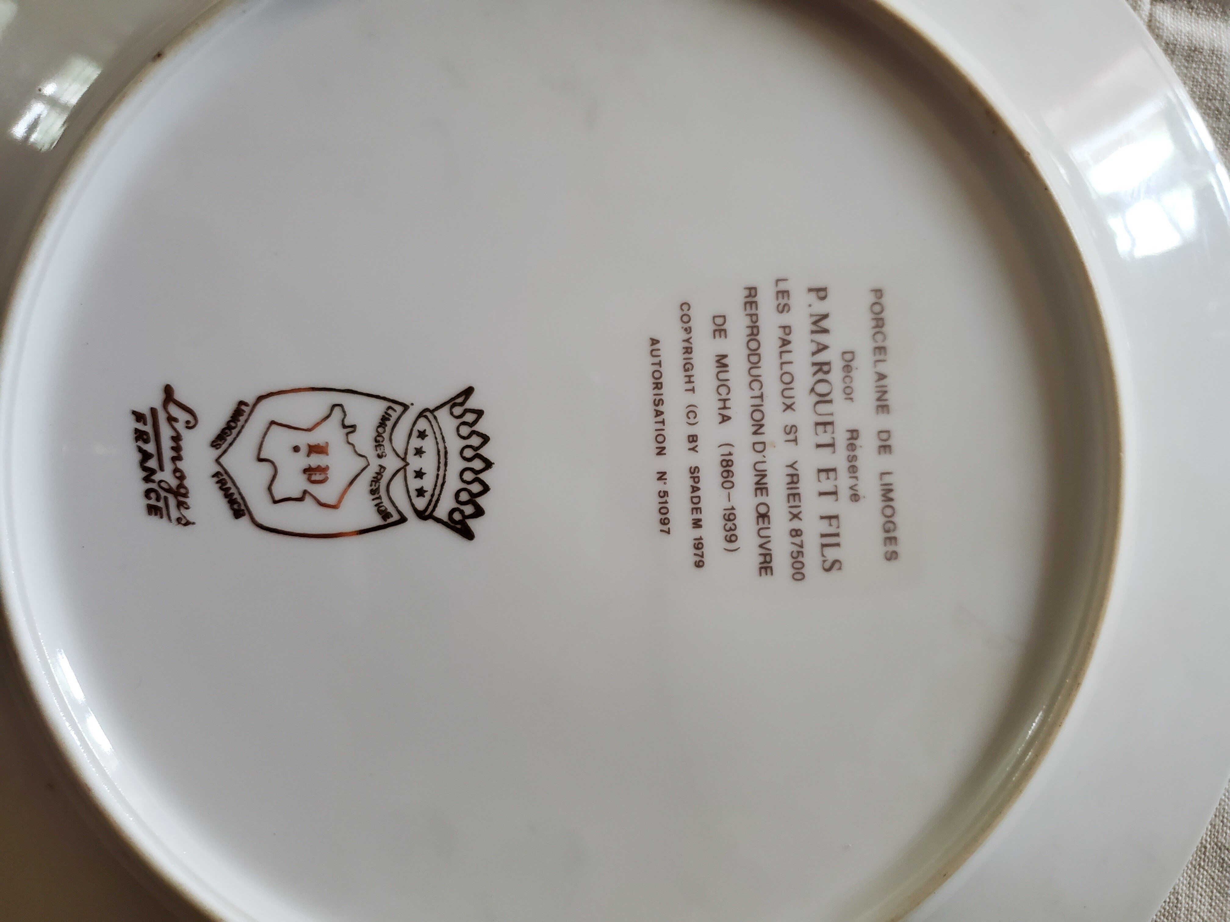 Assiettes Mucha