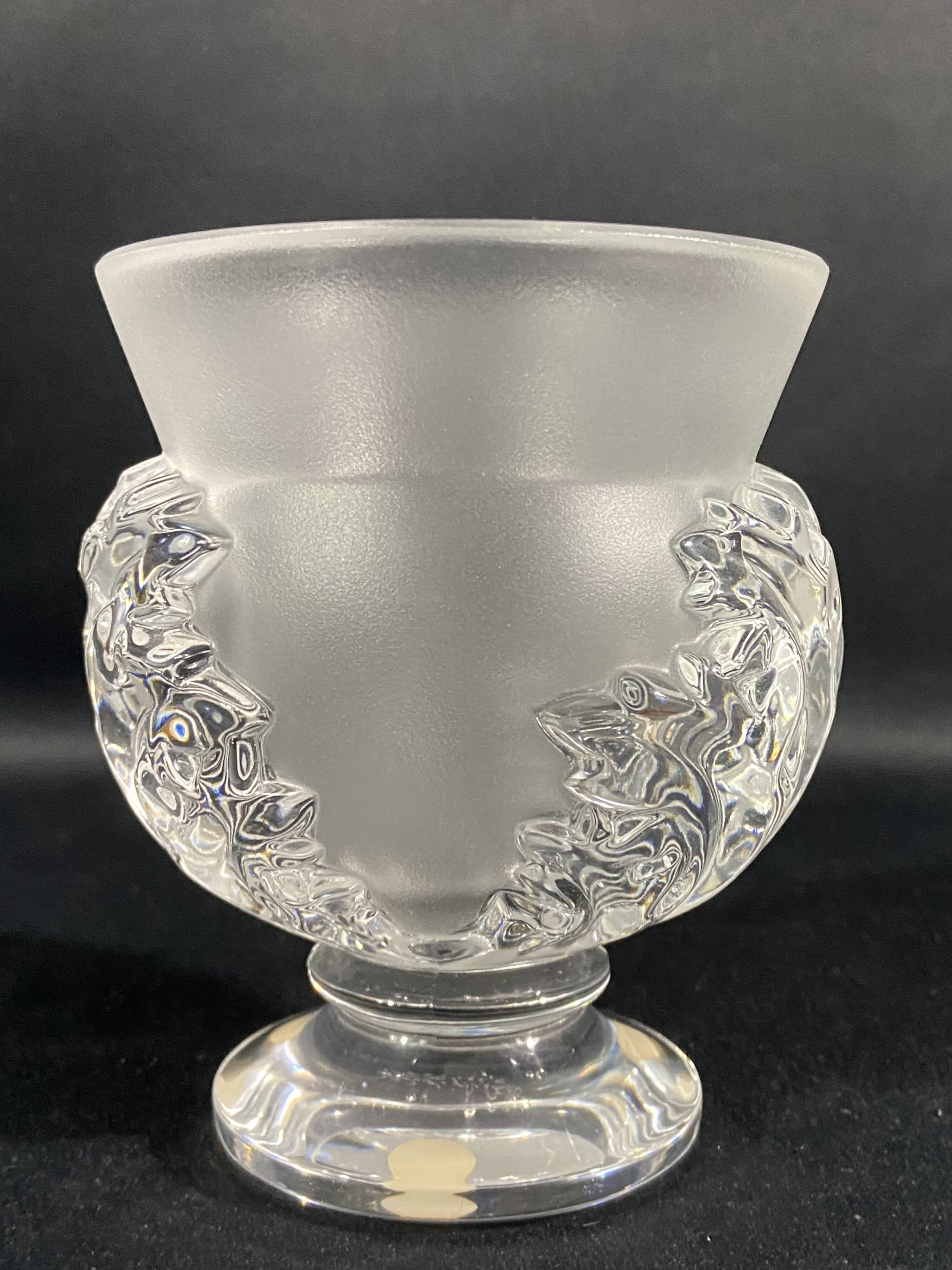 Vase on pedestal with foliage decoration signed lalique saint-cloud, possible pair