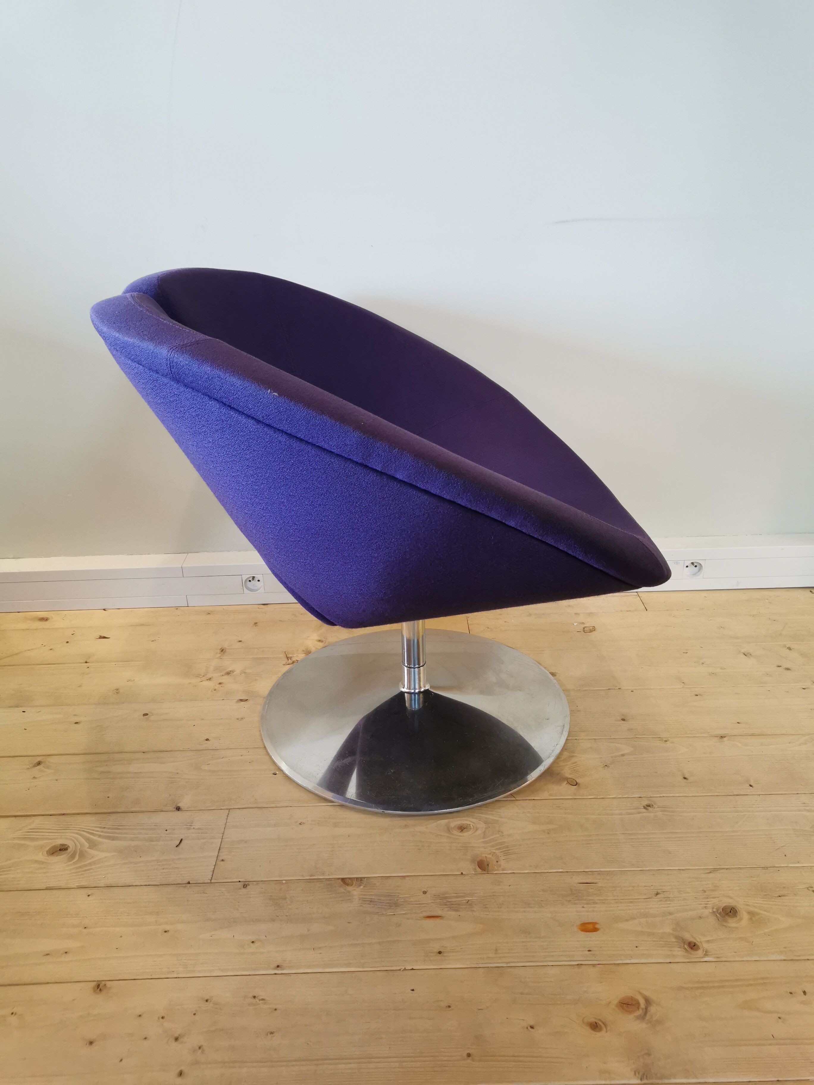 Pair of armchairs "Apollo" by Patrick Norguet for Artifort
