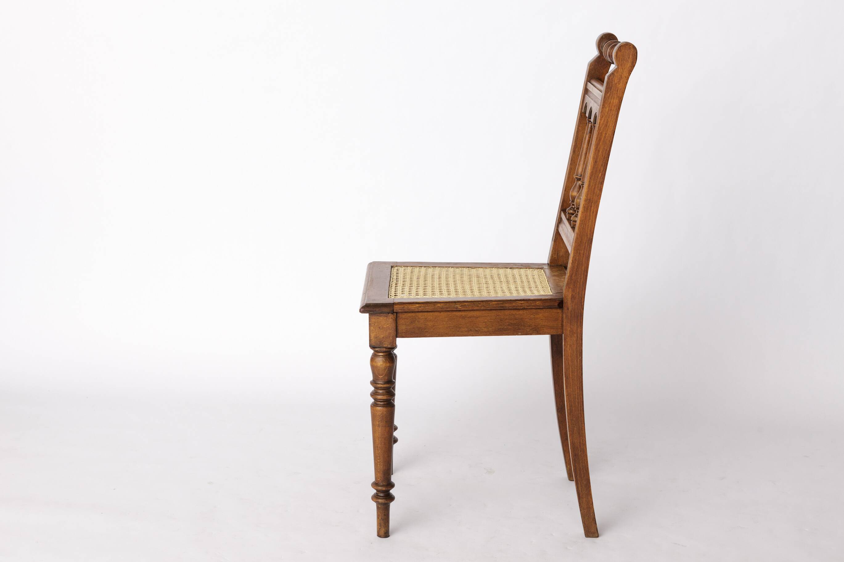 Antique Belgian Chair – Early 20th Century Beechwood Dining Chair