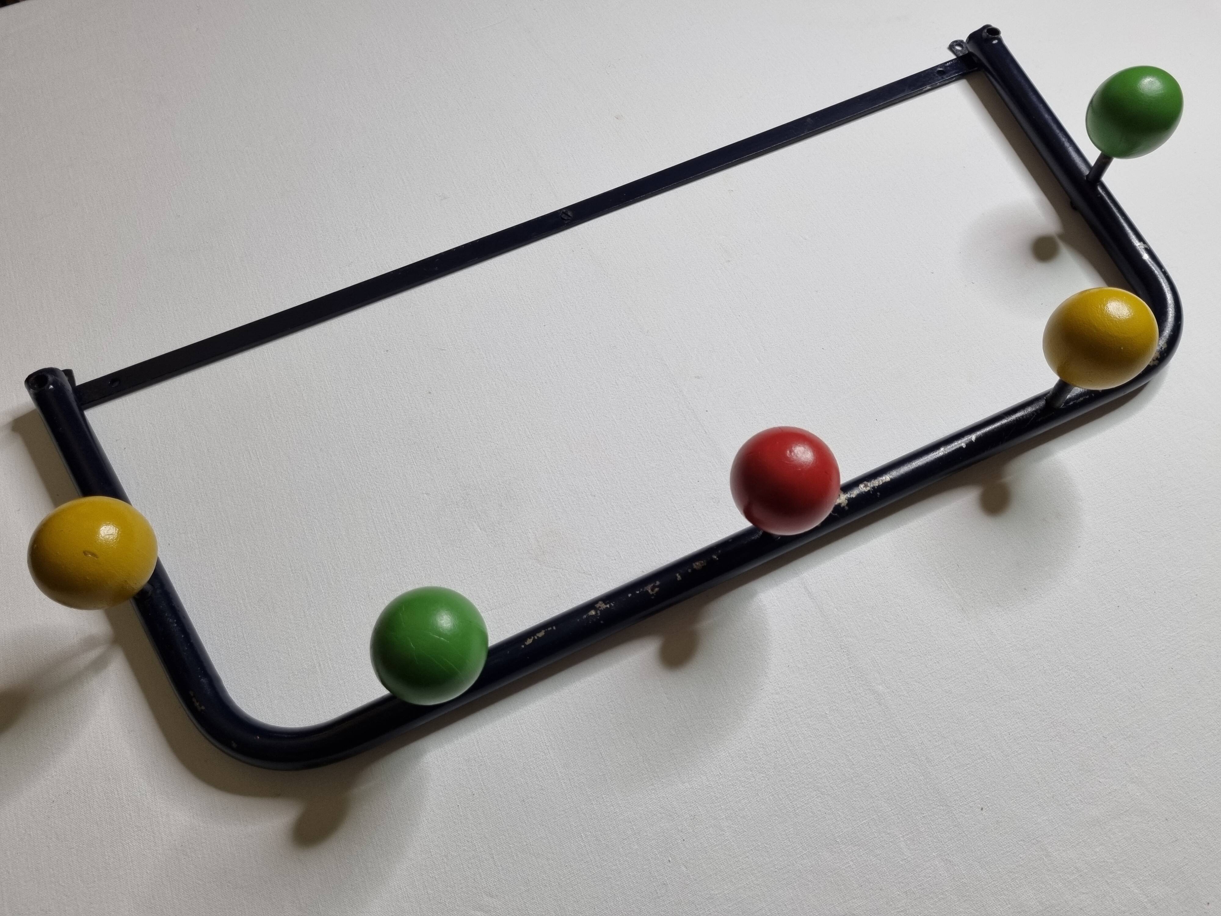Vintage coat rack in metal and wood, 5 hooks, 74 cm