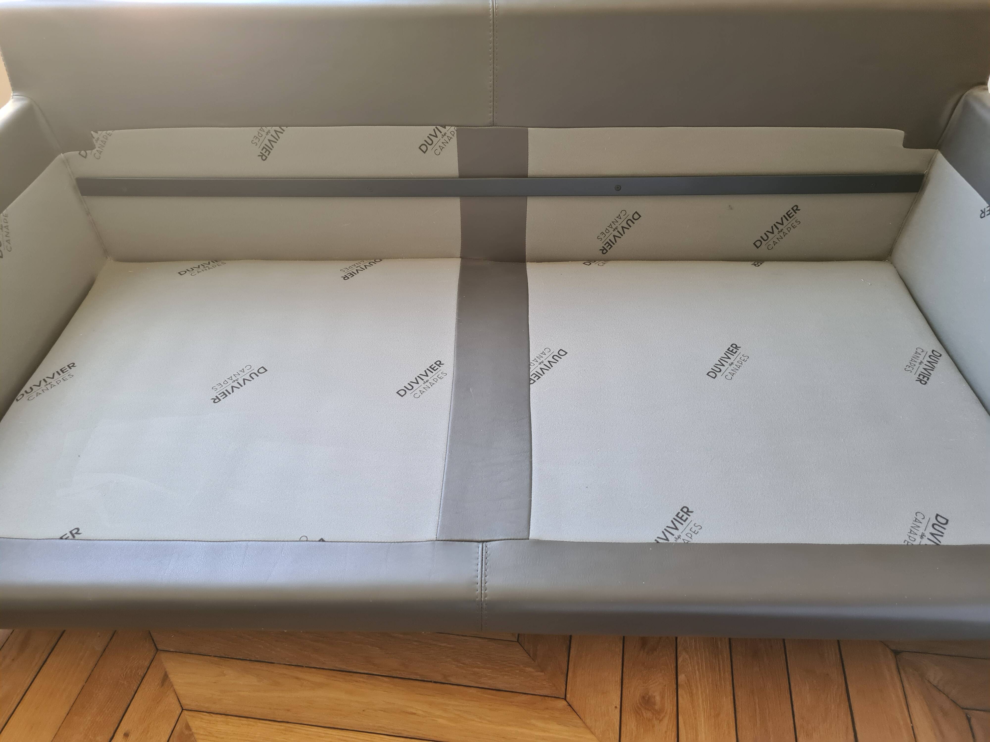 Duvivier Sofa