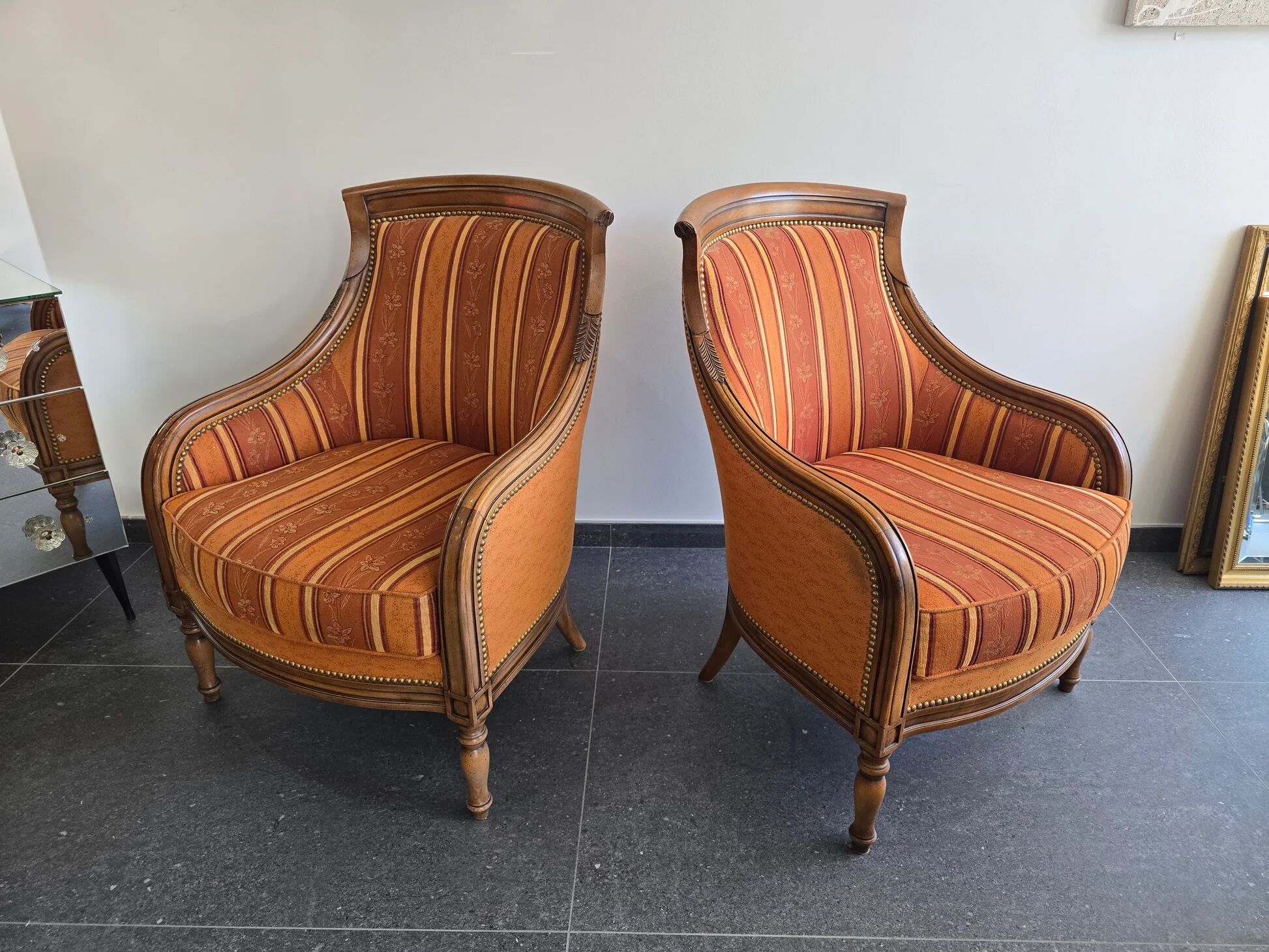 Pair of high-quality bergère armchairs – Manufacture SE