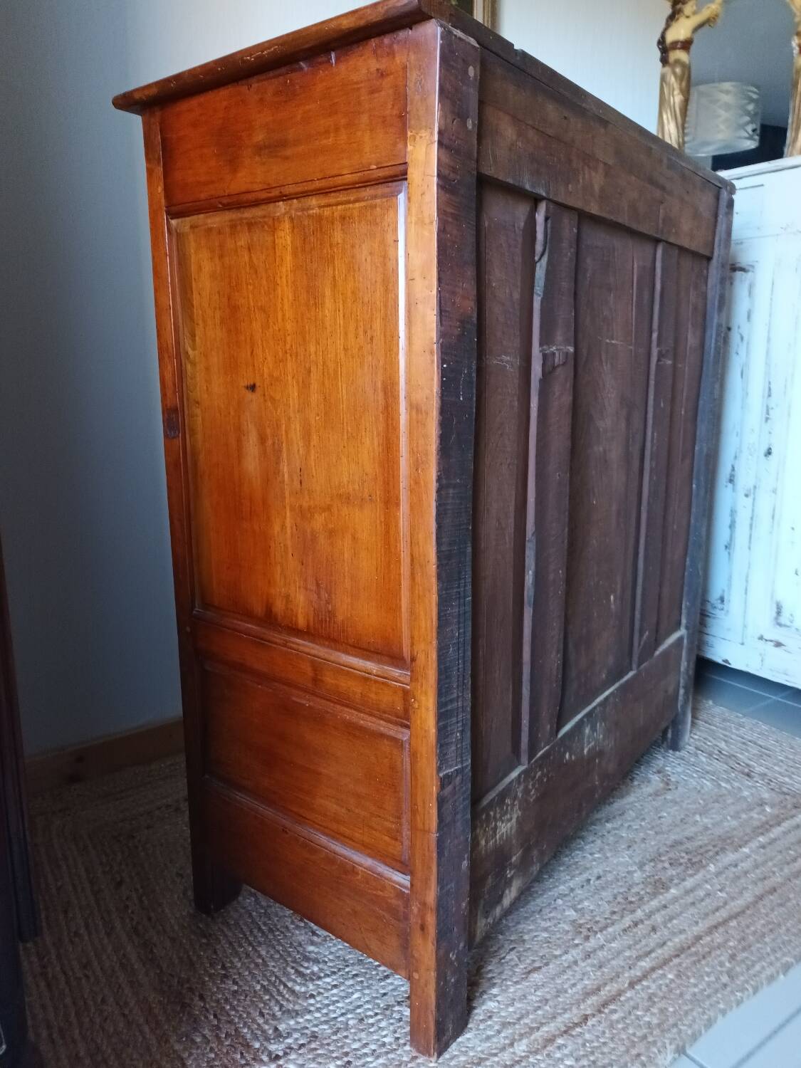 High walnut sideboard, early 20th century