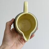 Two-tone milk jug
