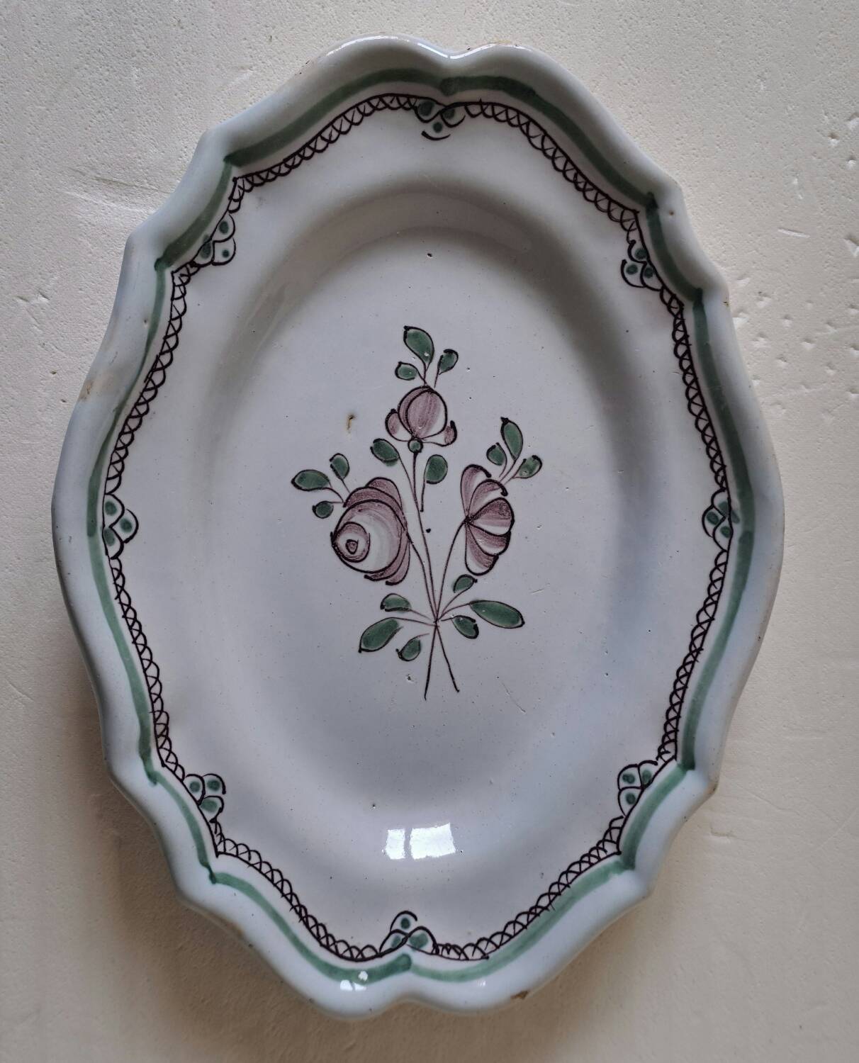 Bordeaux oval dish, 18th century