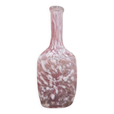 Vase ancien carré ou carafe en pate de verre soufflé ciselé style Clichy rose