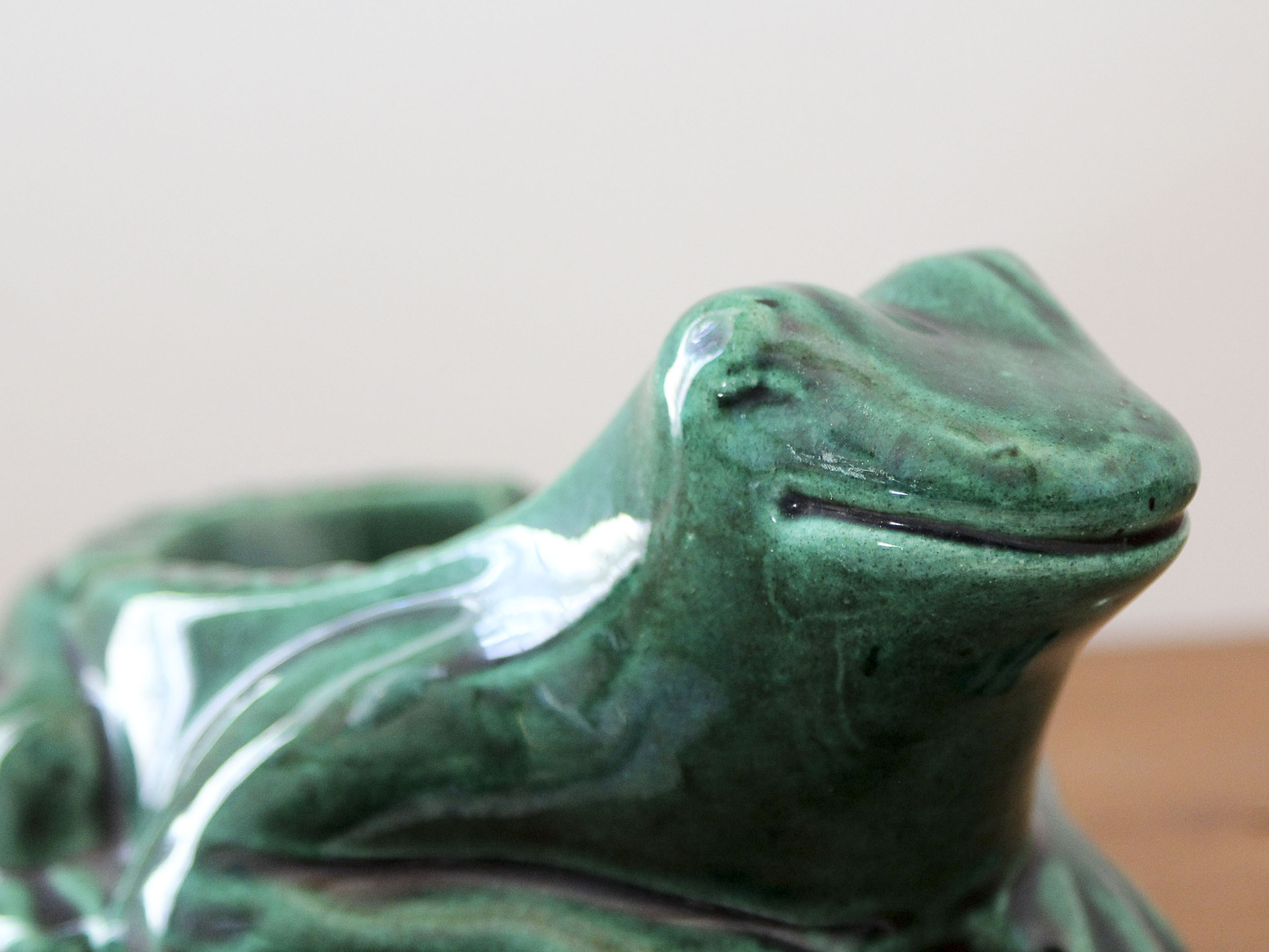 Ashtray Frog L'Héritier Guyot Dijon 20cm