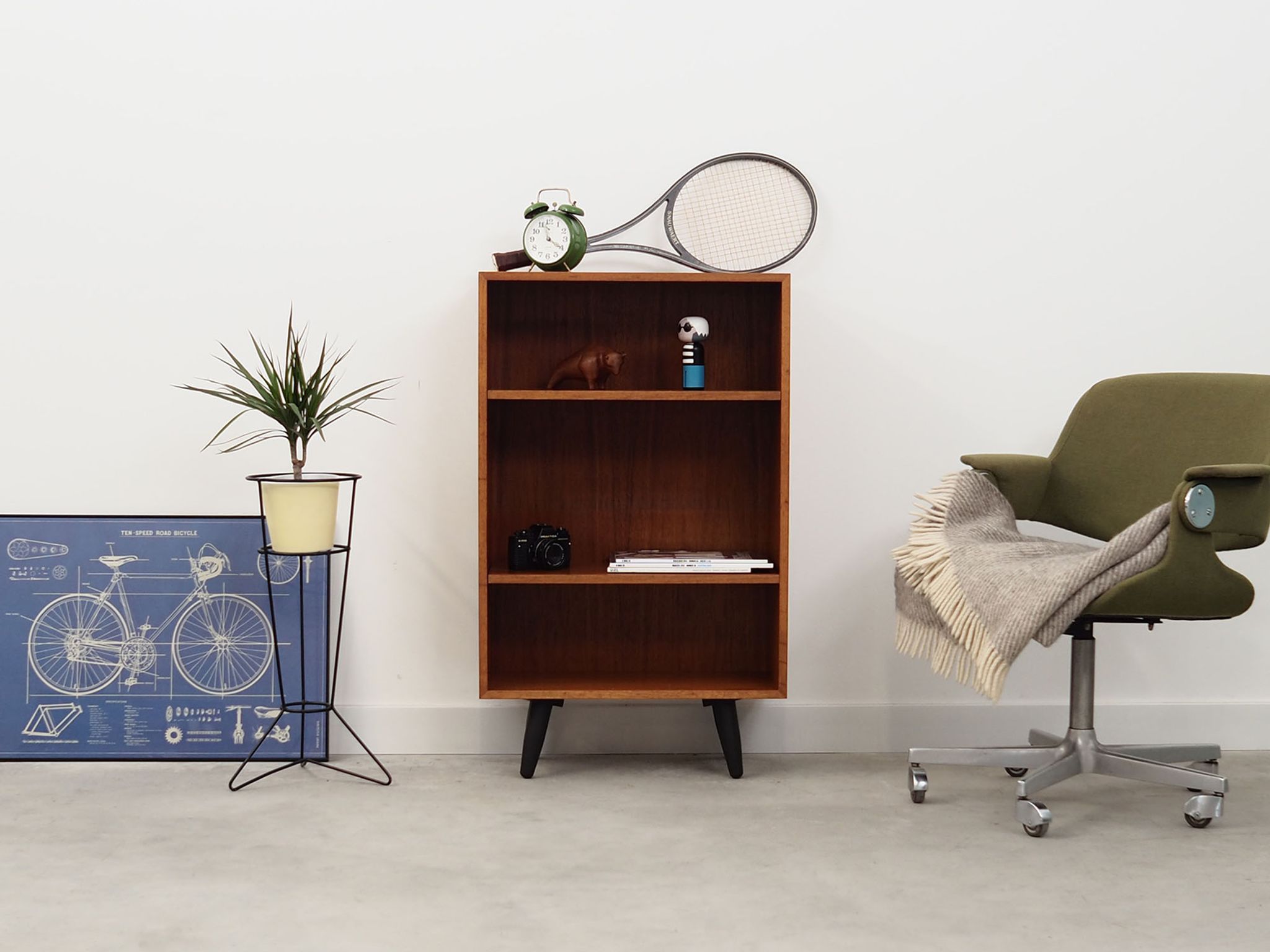 Teak bookcase, Danish design, 1970s, manufactured by Domino Møbler