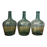 Series of 3 ladies jeanne / carboys