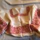 Red and white square sheet 140x140 and 6 towels