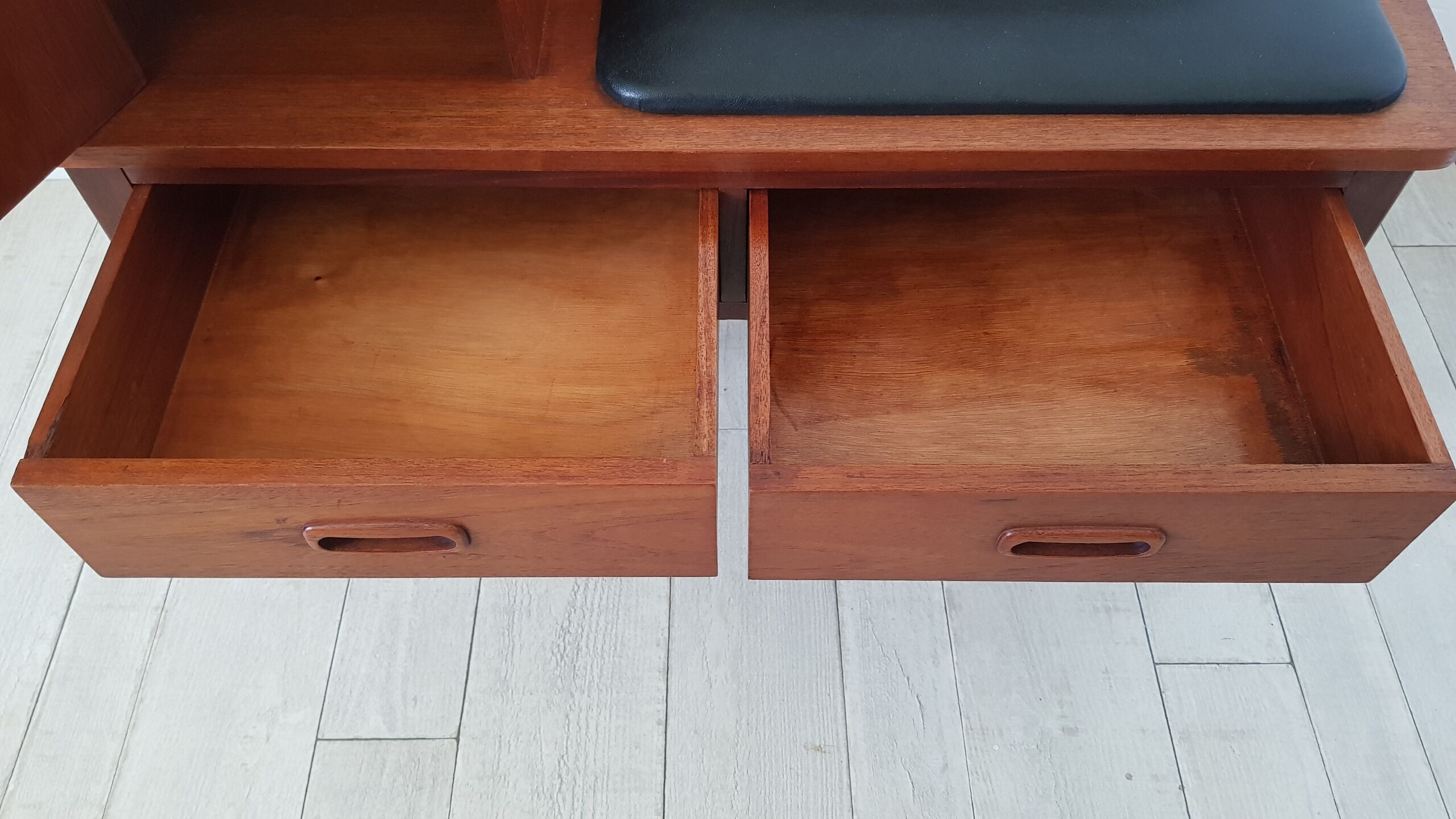 Chippy heath bench
