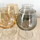 12 verres à pied colorés