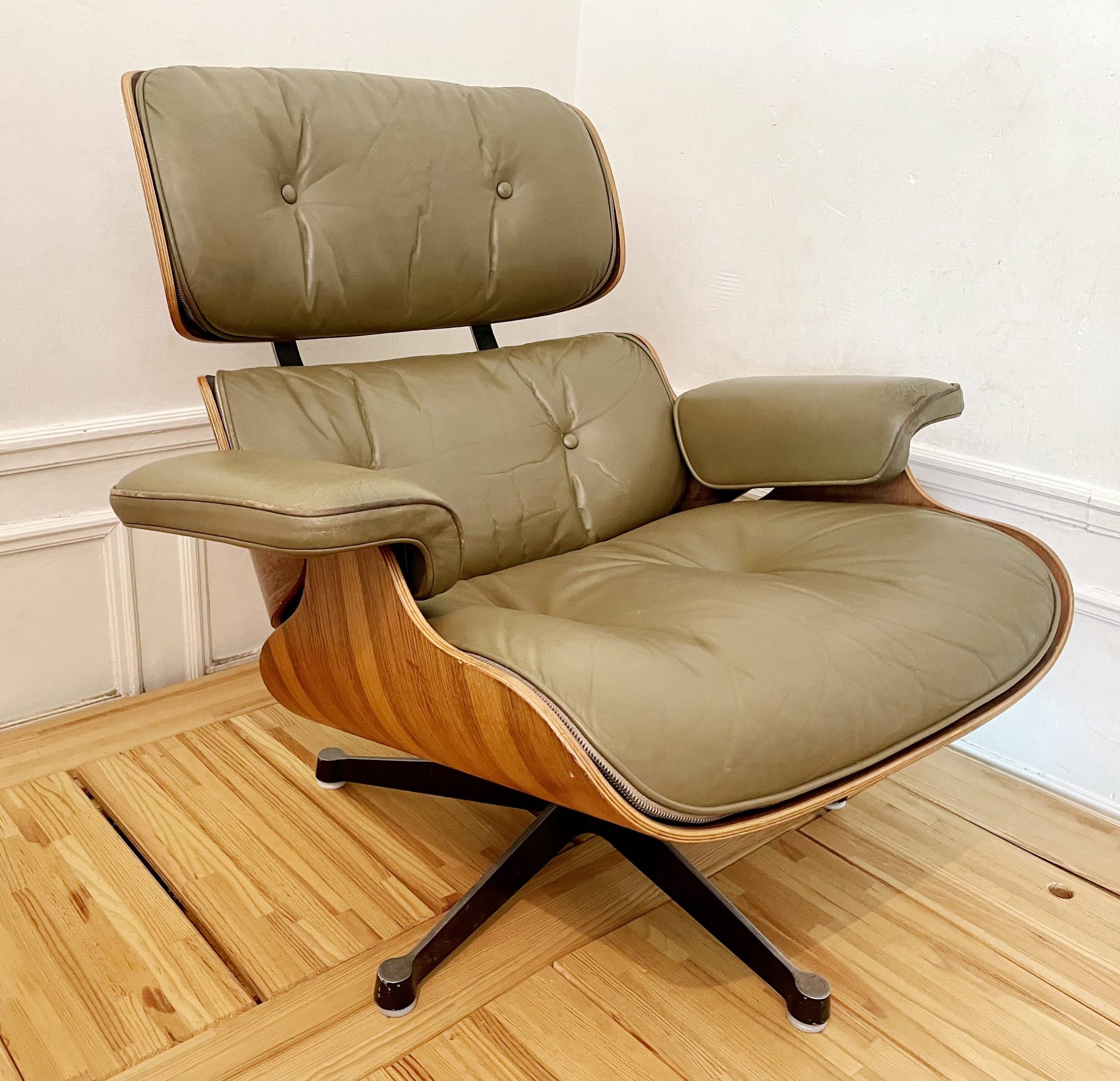 Rare armchair lounge chair Eames 1974