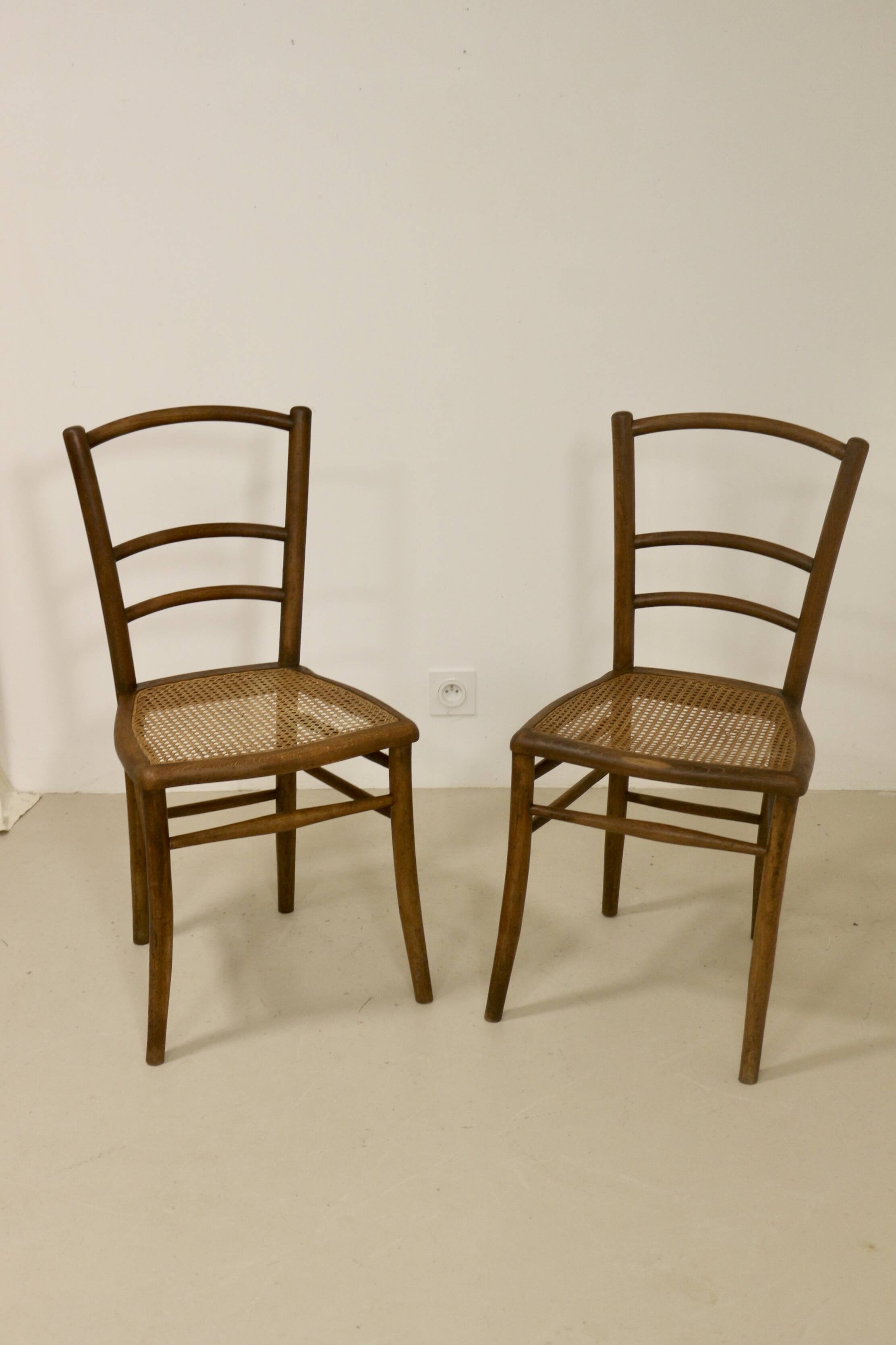 Pair of bistro chairs with canework. Ref Brunelle