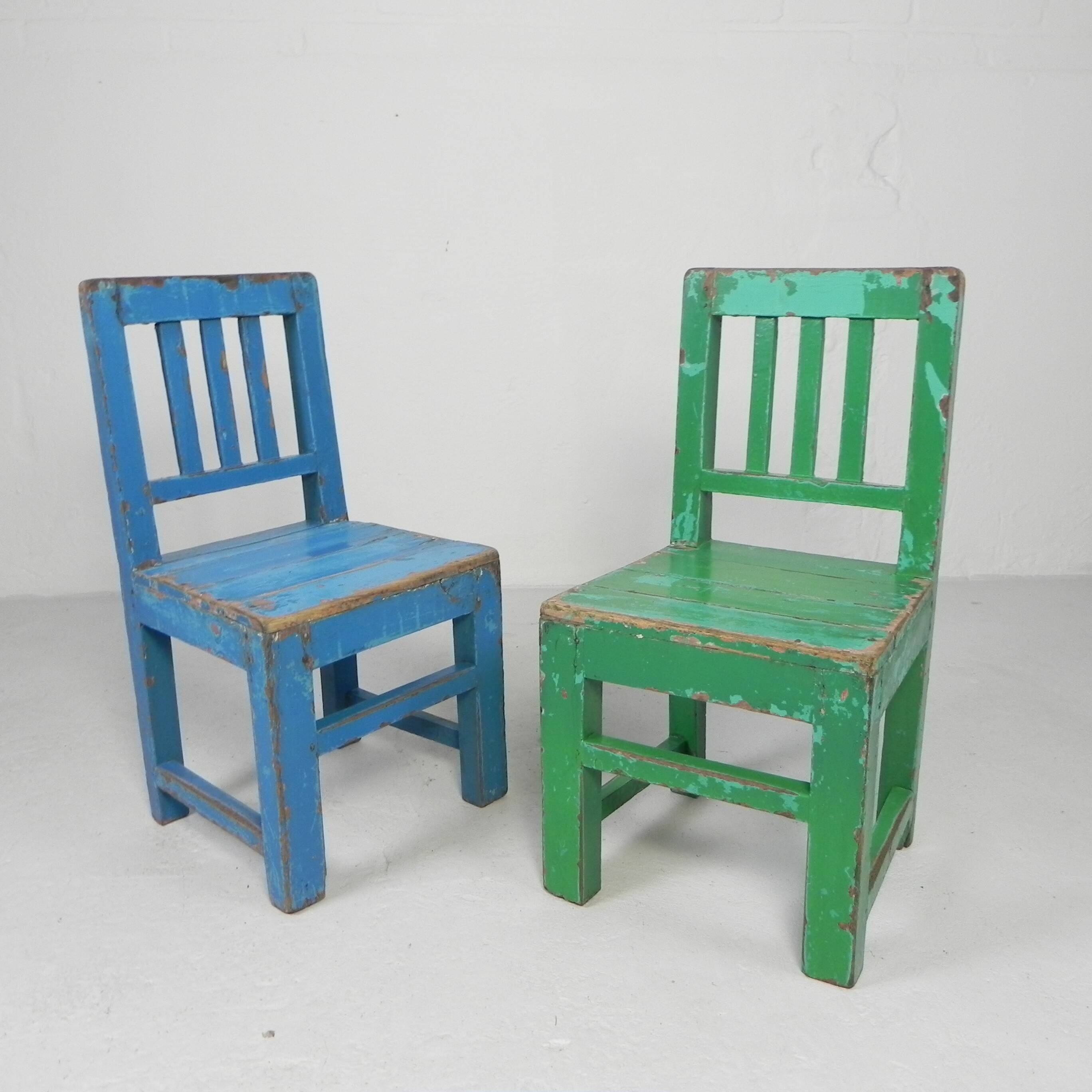 Set of 2 vintage children's chairs, 1950s