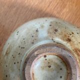 Empty speckled sandstone pocket